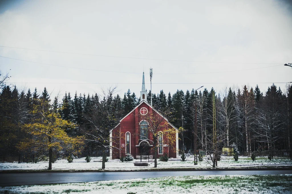 Церковь на Комсомольском проспекте
